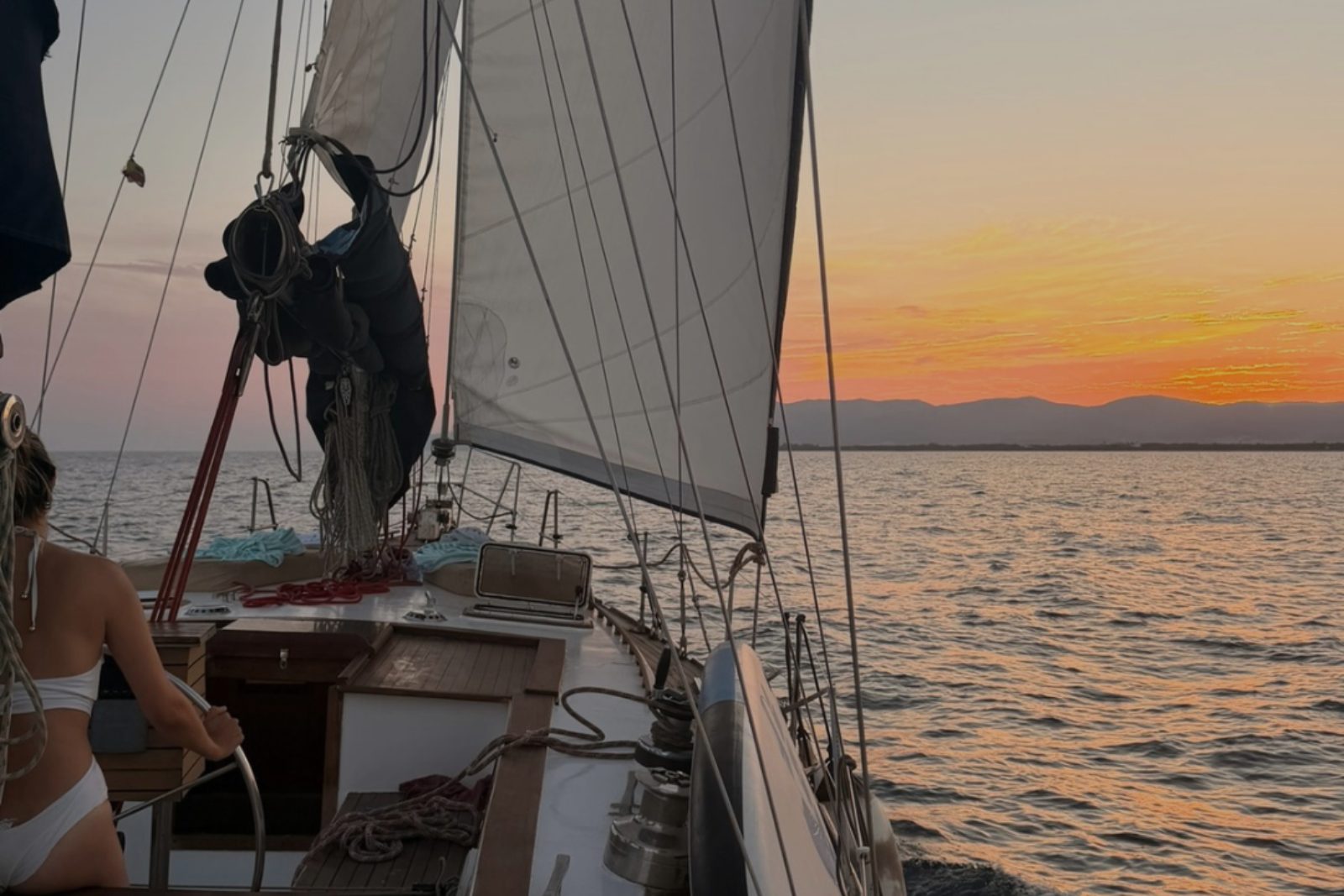 Paseo en velero al atardecer en Barcelona en Barcelona — foto 5 de La Ketch